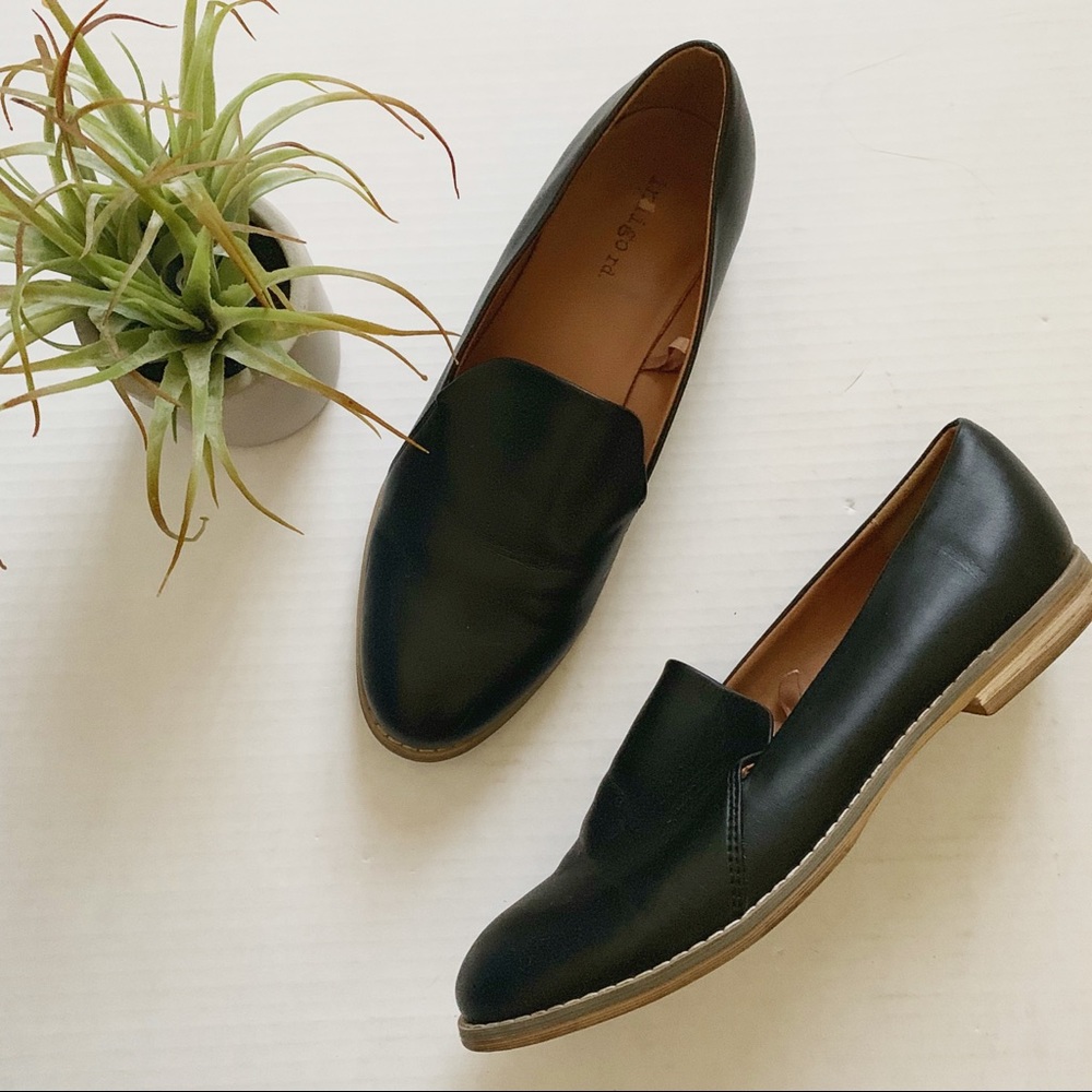 ☀️ Indigo Rd. Black Loafer Flats